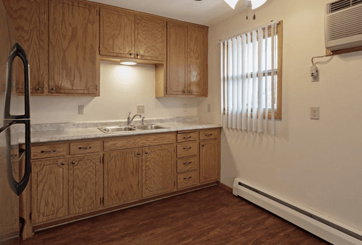 St Paul Apartment: 2244 Minnehaha Ave East