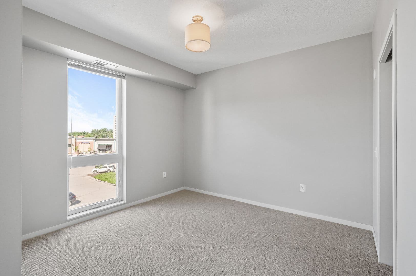St Louis Park Apartment: 5310 West 16th Street