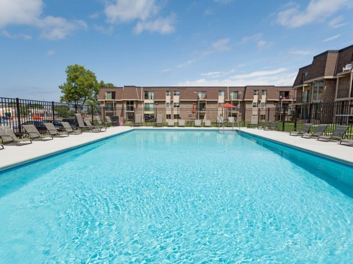 Burnsville Apartment: 12911 County Road 5