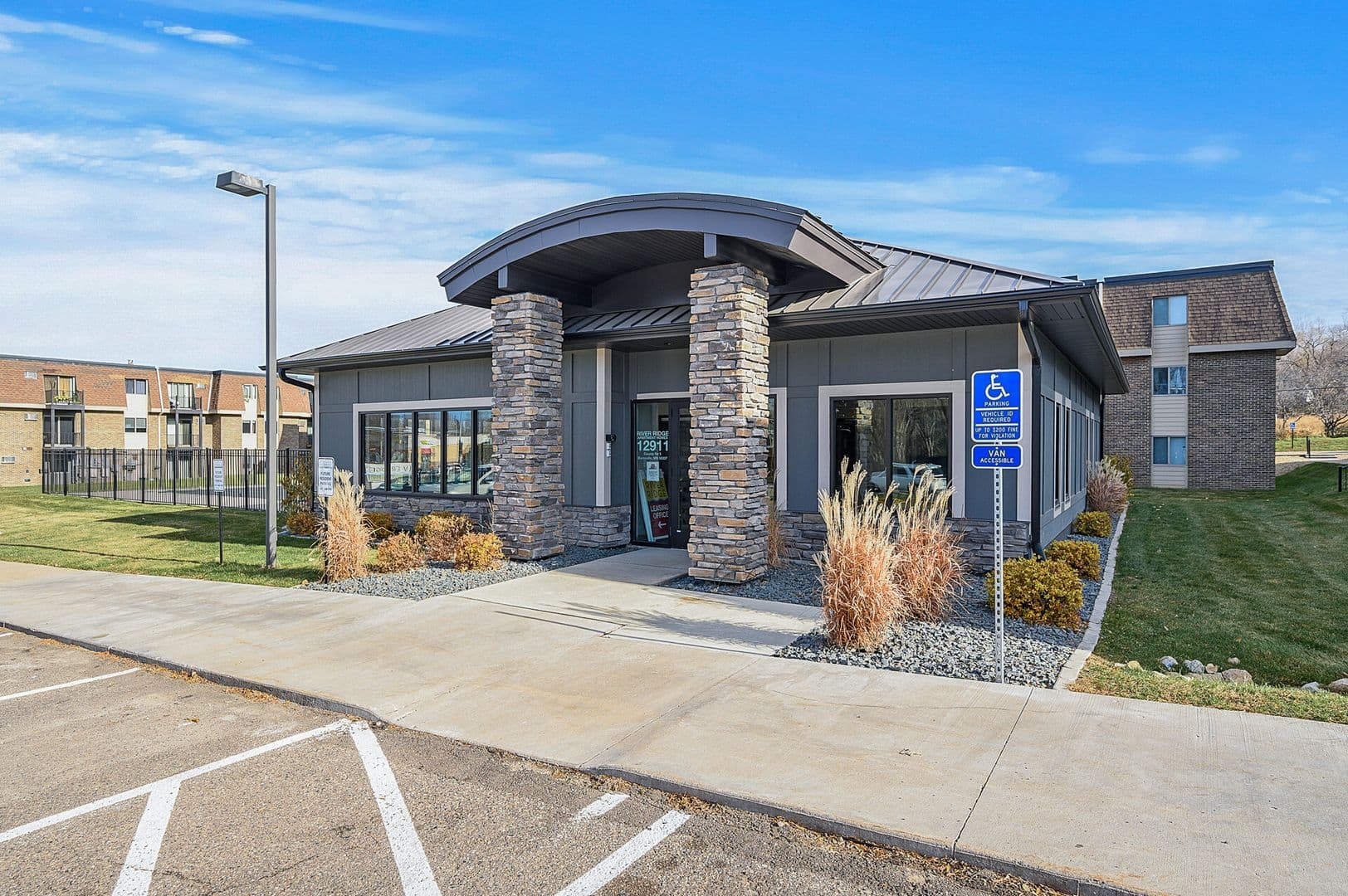 Burnsville Apartment: 12911 County Road 5