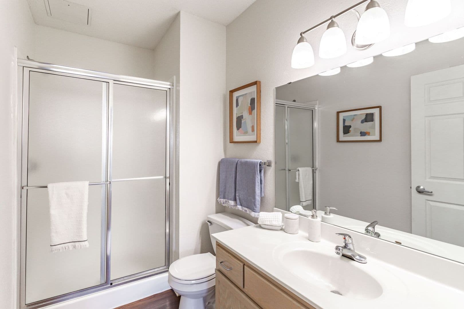 Chanhassen Apartment: 8260 Market Blvd