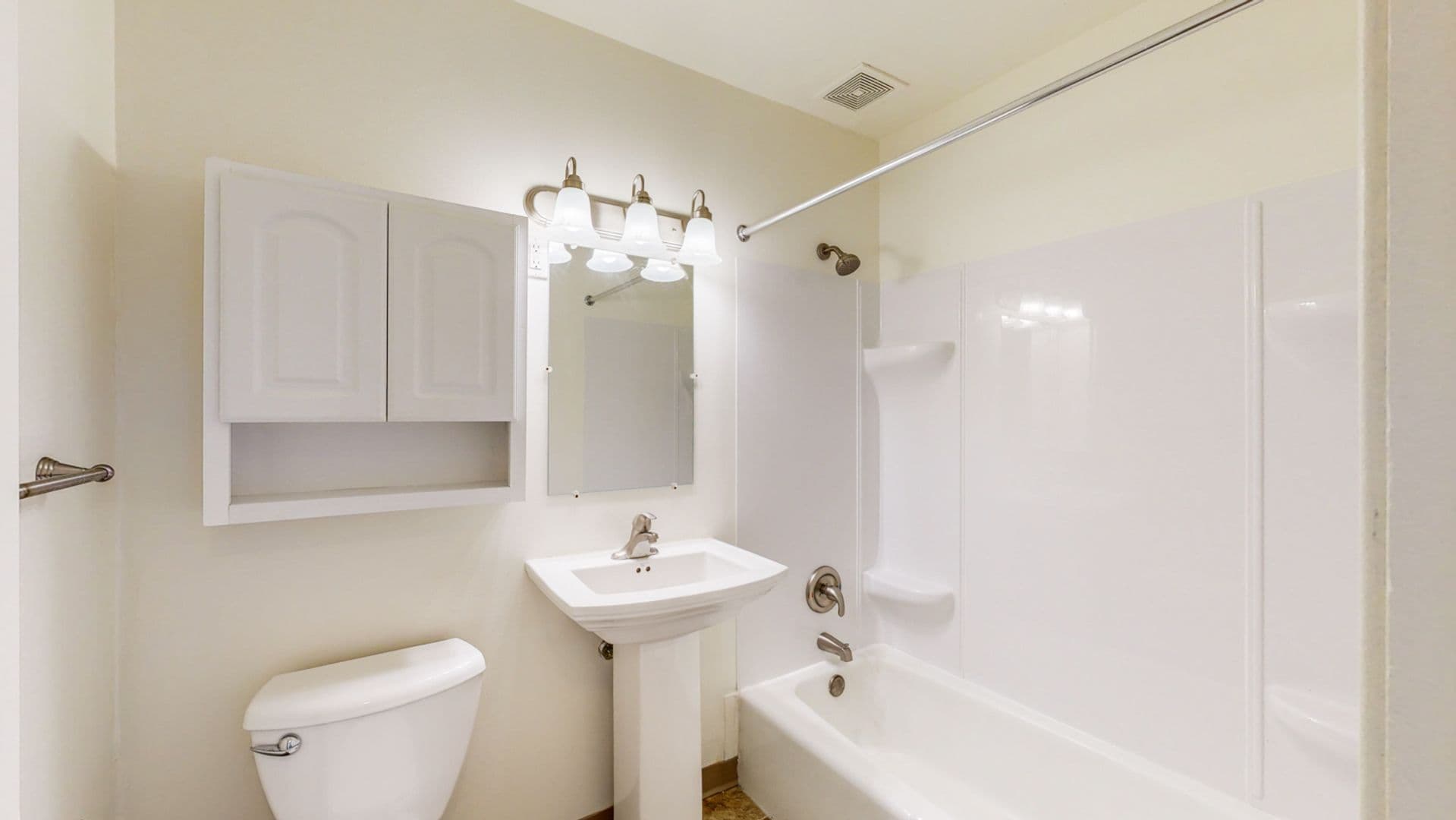 Rochester Apartment: 1260 17th Avenue NW