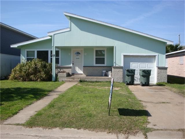 Galveston House: 1805 Bayou Homes