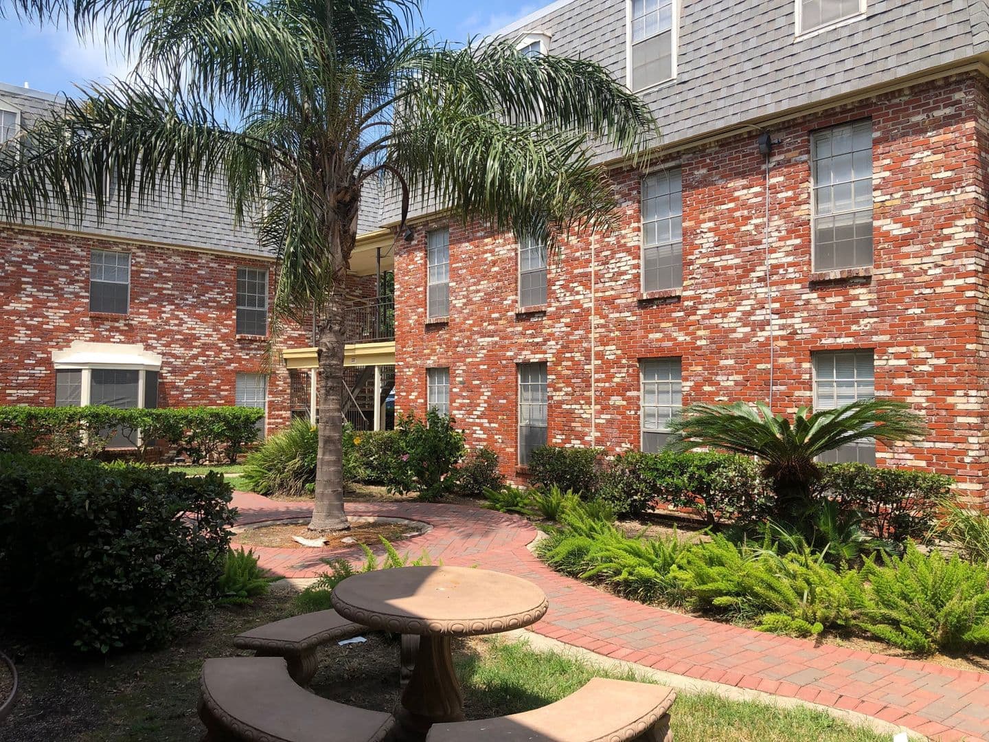 Galveston Apartment: 217 Church St