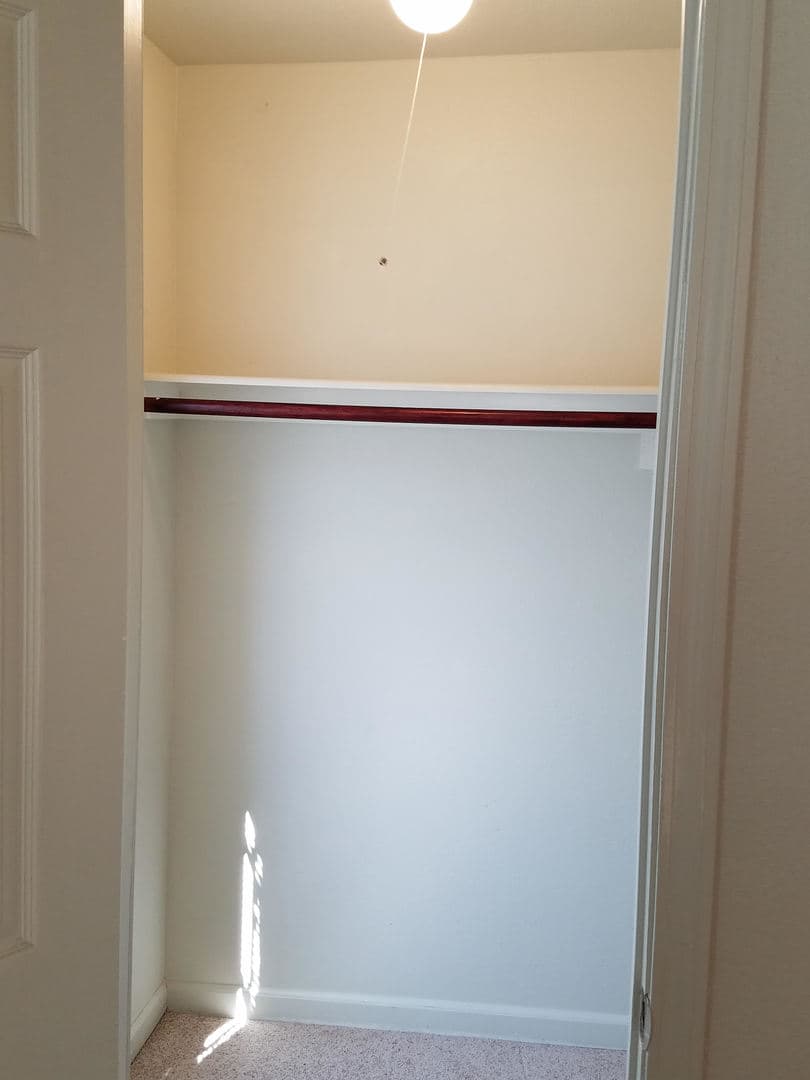 Galveston Apartment: 217 Church St