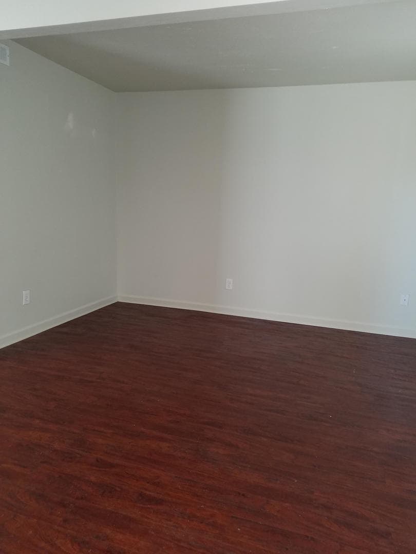 Galveston Apartment: 217 Church St