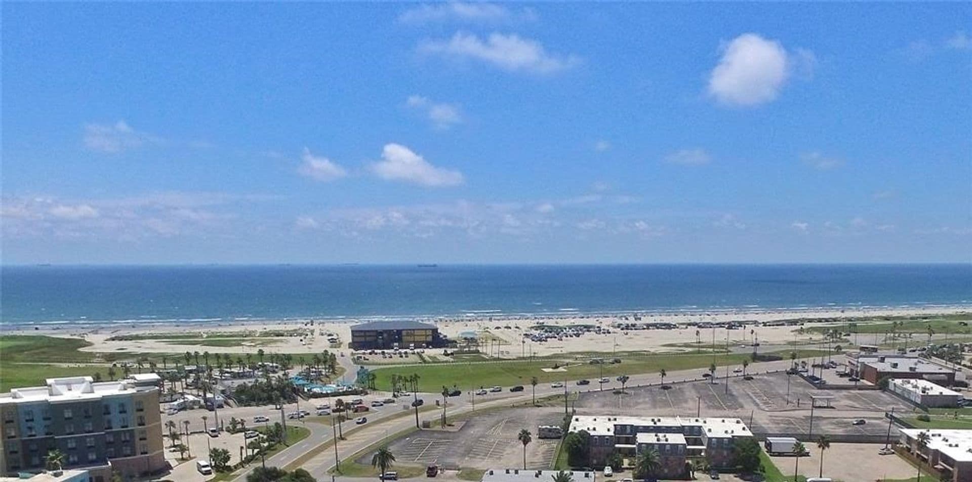 Galveston Apartment: 217 Church St