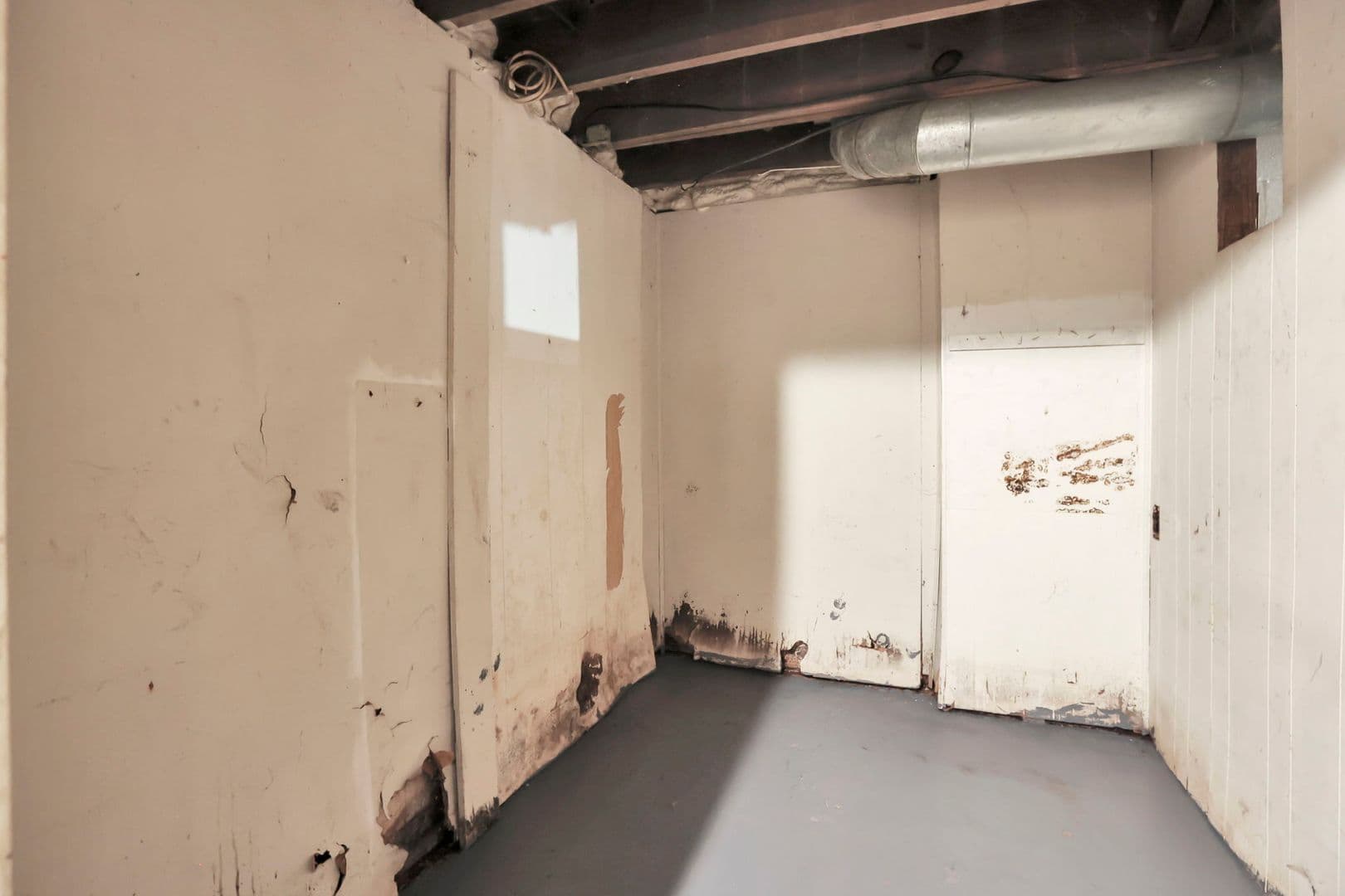 Columbus Apartment: 47-53 S Burgess Ave