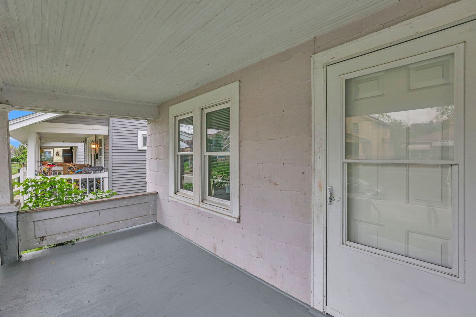 Columbus House: 243 N Wayne Ave