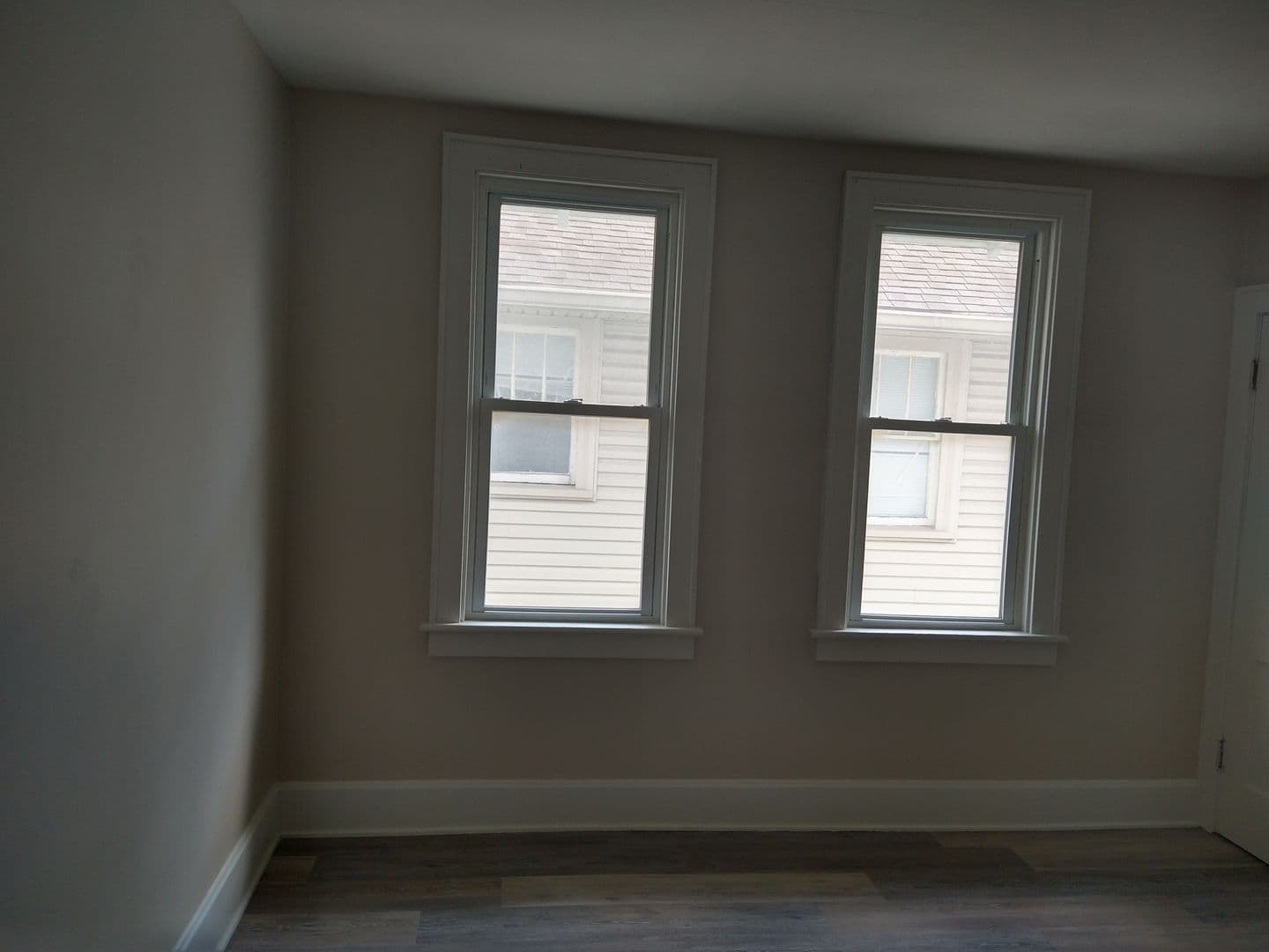 Columbus Apartment: 206-208 N Harris Ave