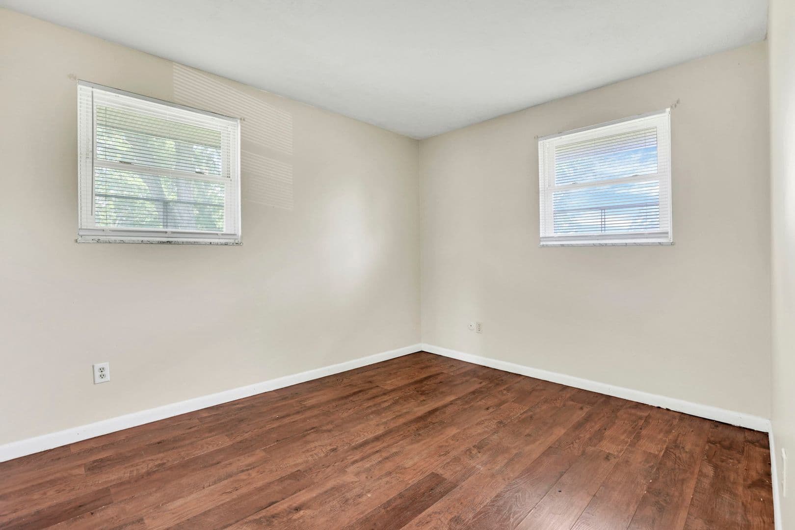 Columbus Apartment: 861 Kingsford Rd