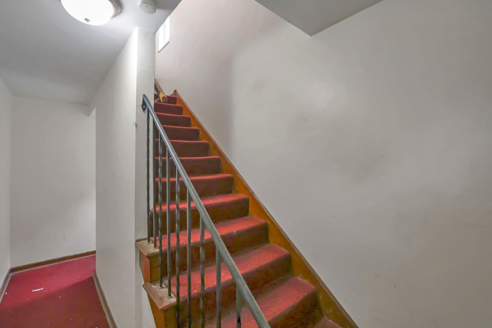 Columbus Apartment: 370 S Chase Ave
