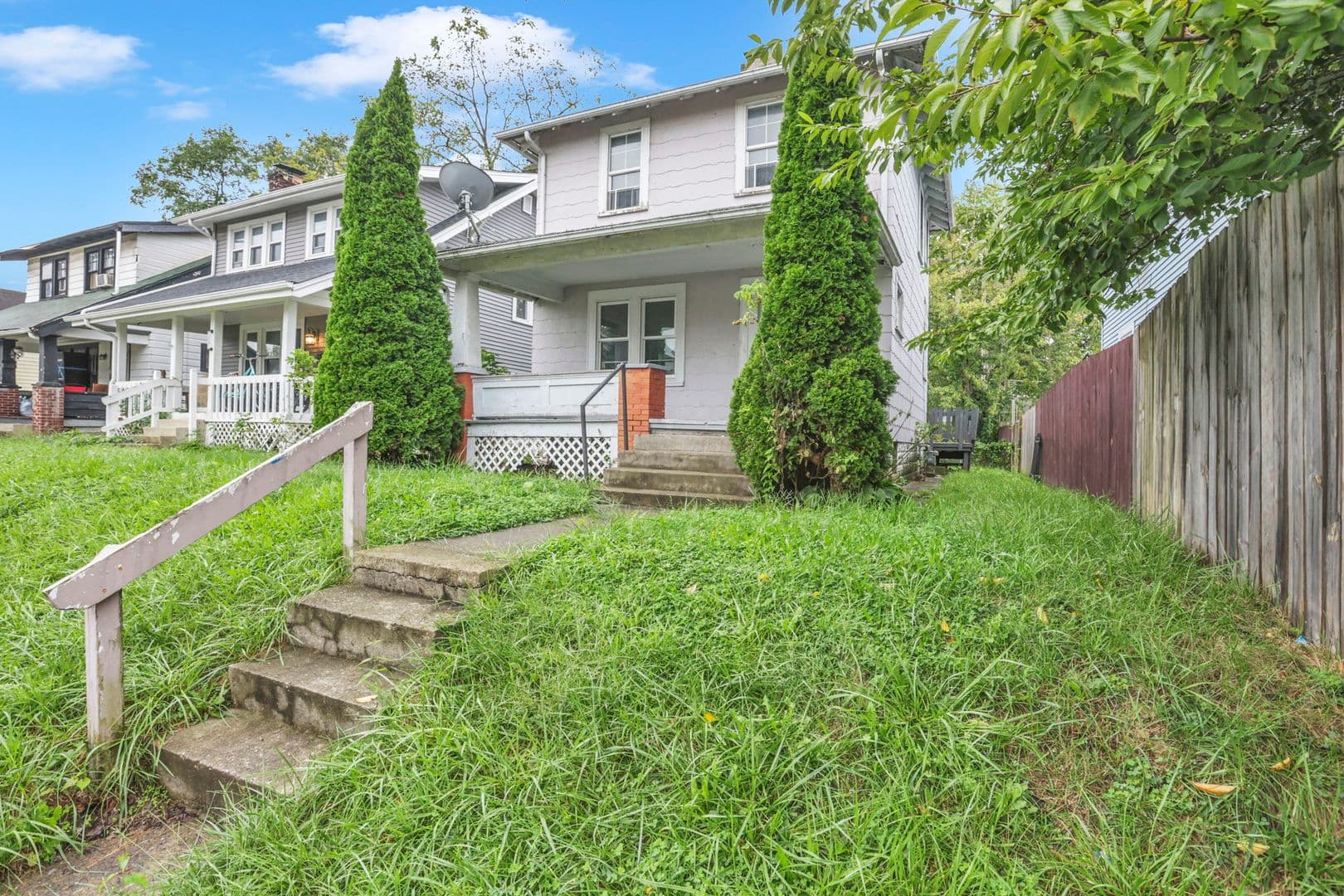 Columbus House: 243 N Wayne Ave
