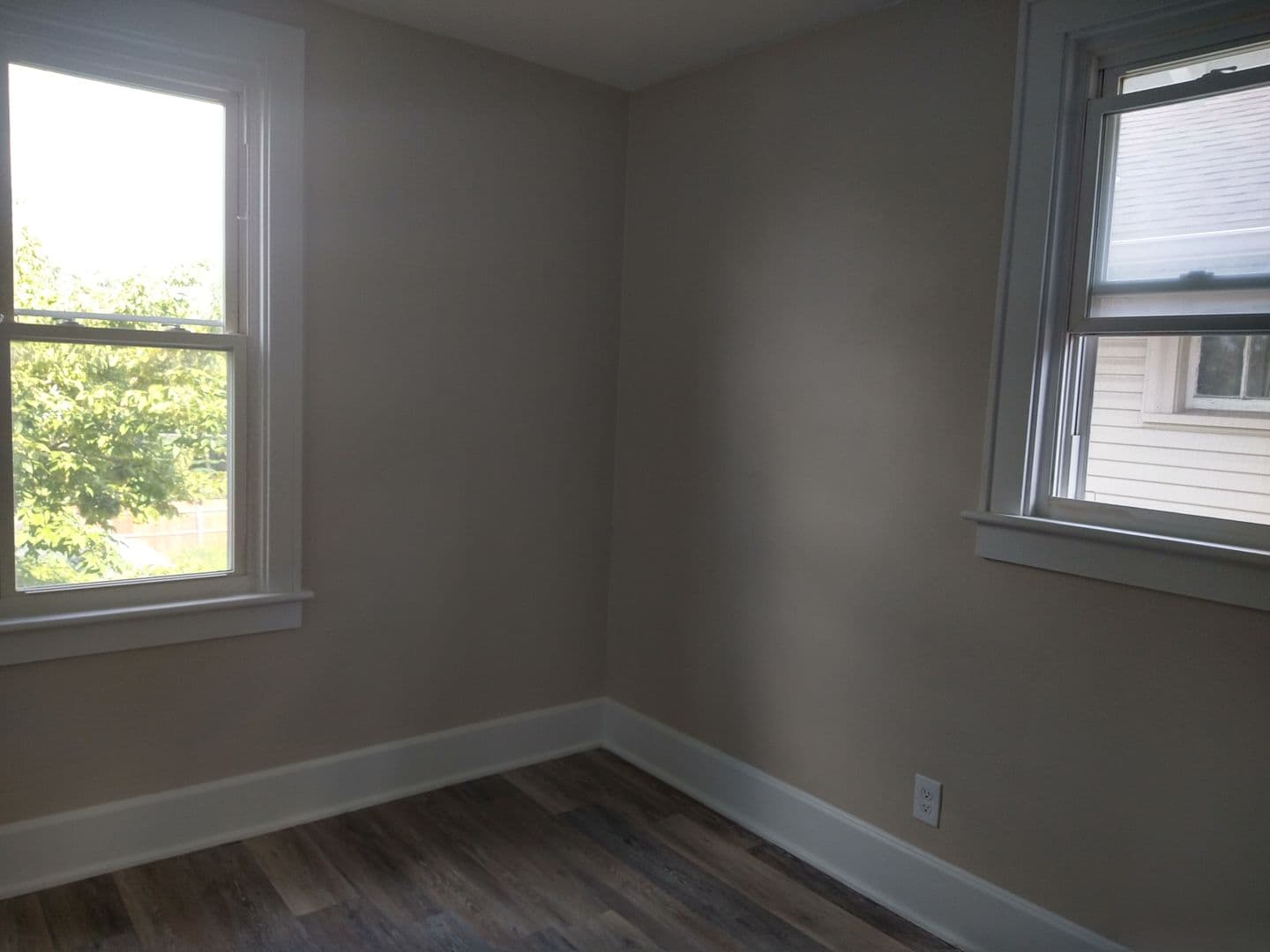 Columbus Apartment: 206-208 N Harris Ave