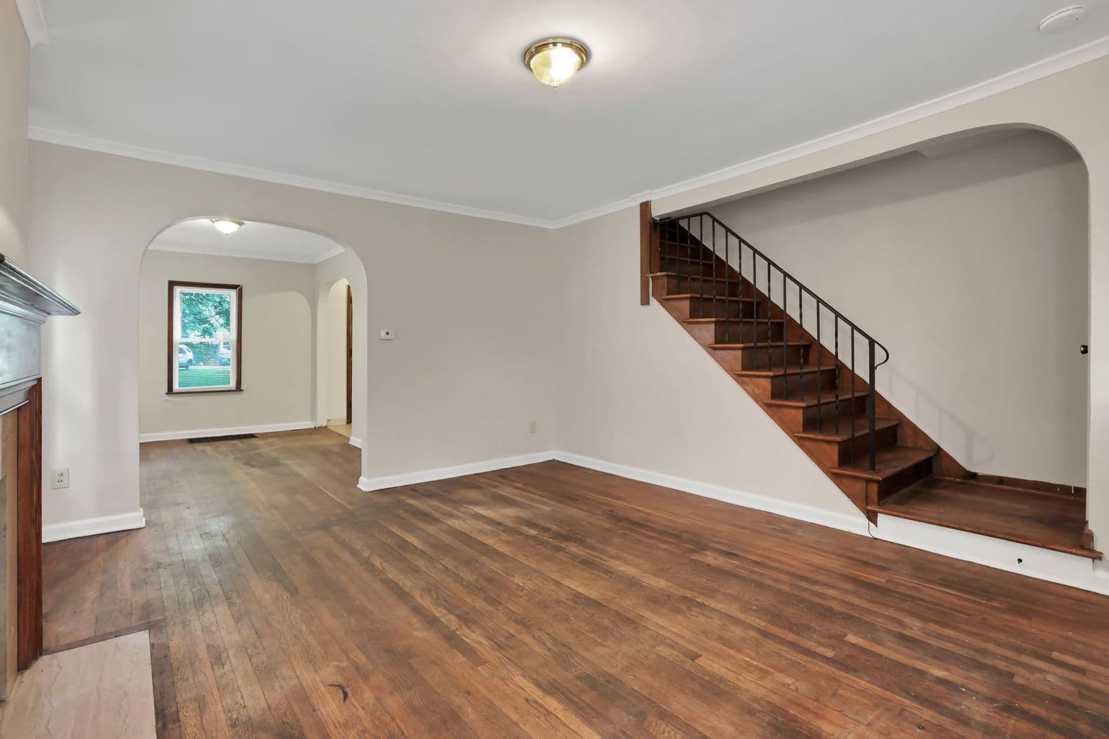 Columbus Apartment: 47-53 S Burgess Ave