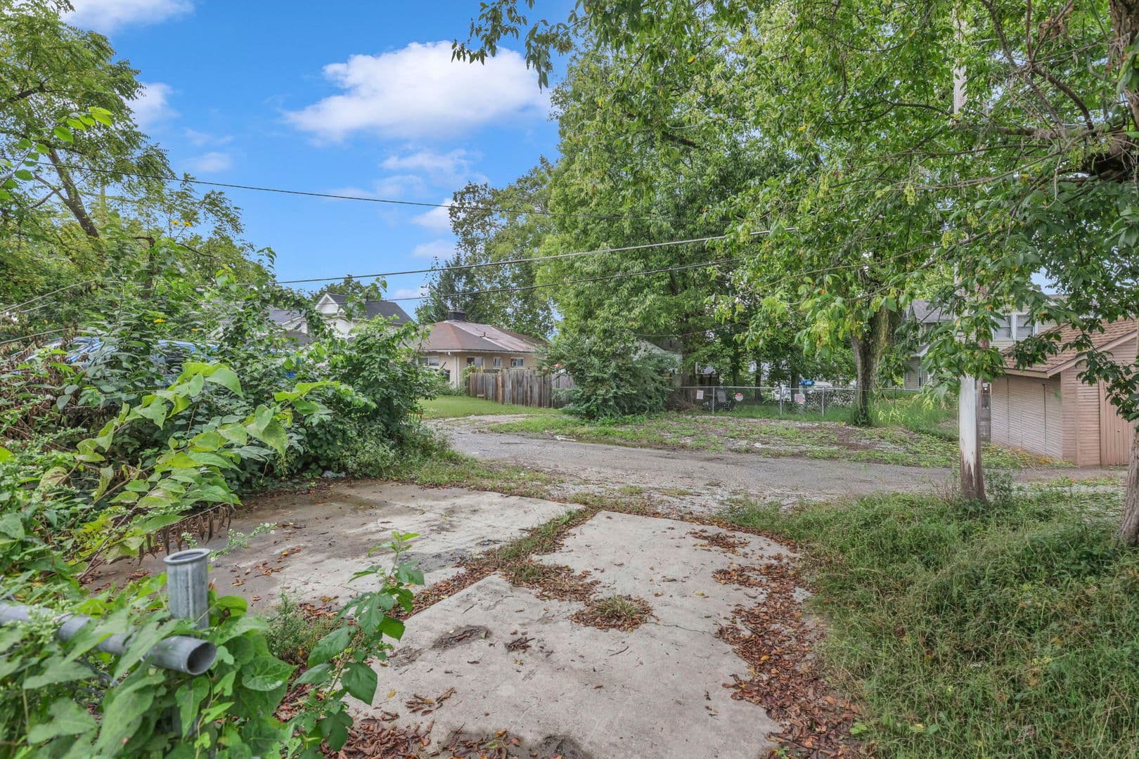Columbus House: 243 N Wayne Ave