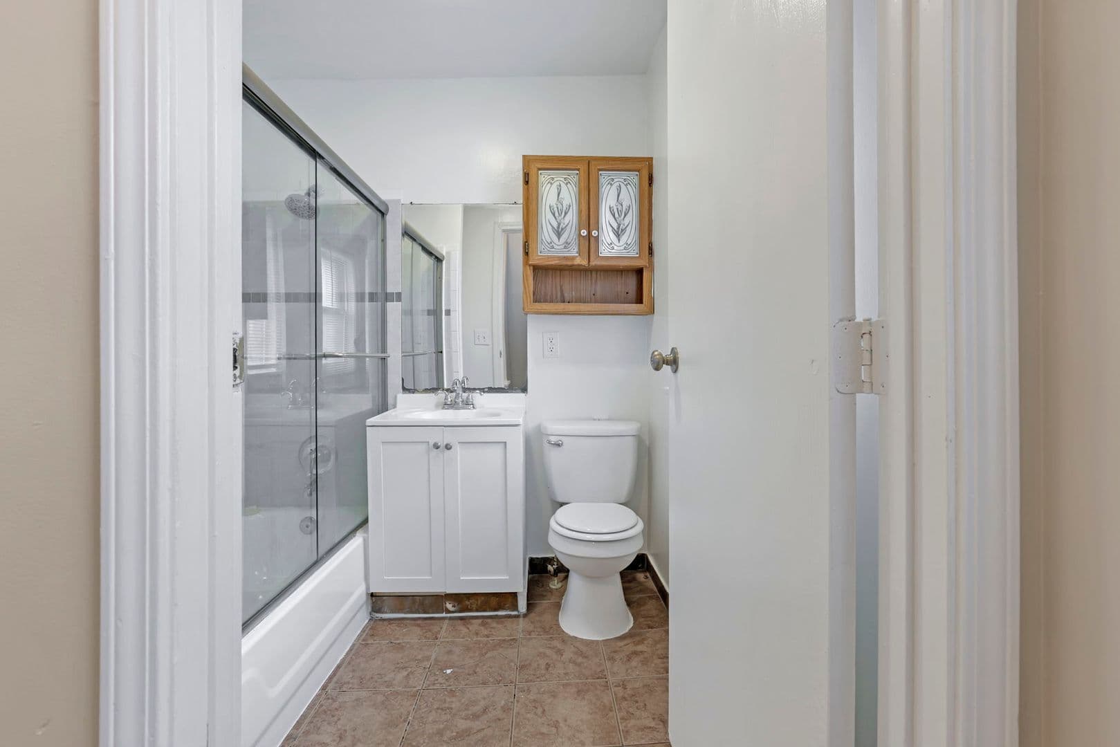 Columbus House: 243 N Wayne Ave