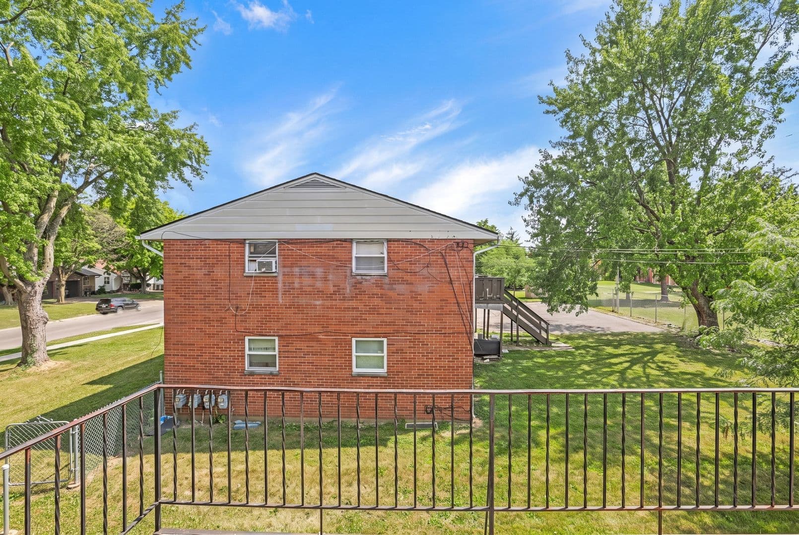 Columbus Apartment: 861 Kingsford Rd
