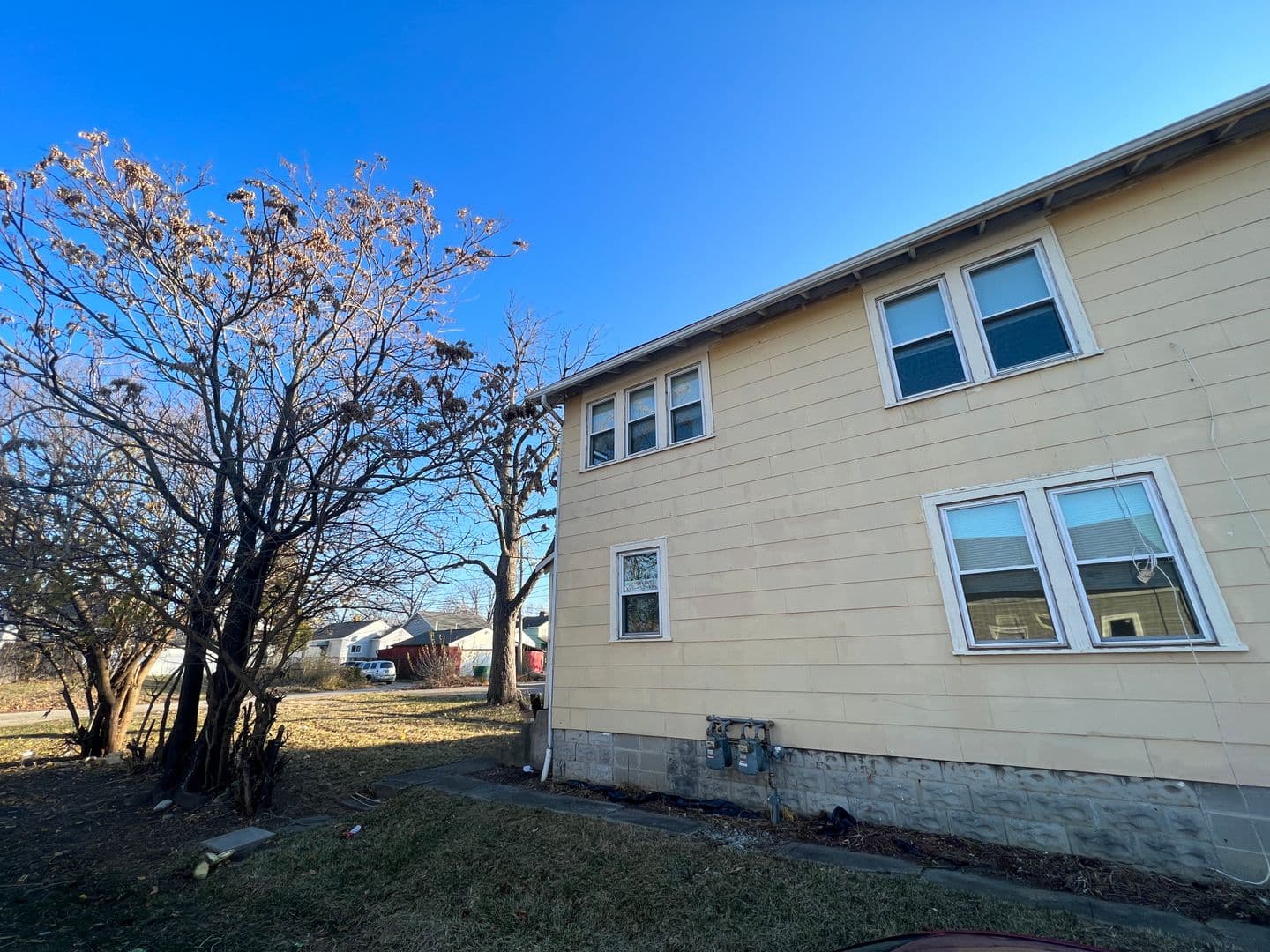 Columbus Apartment: 898-900 E 13th Ave