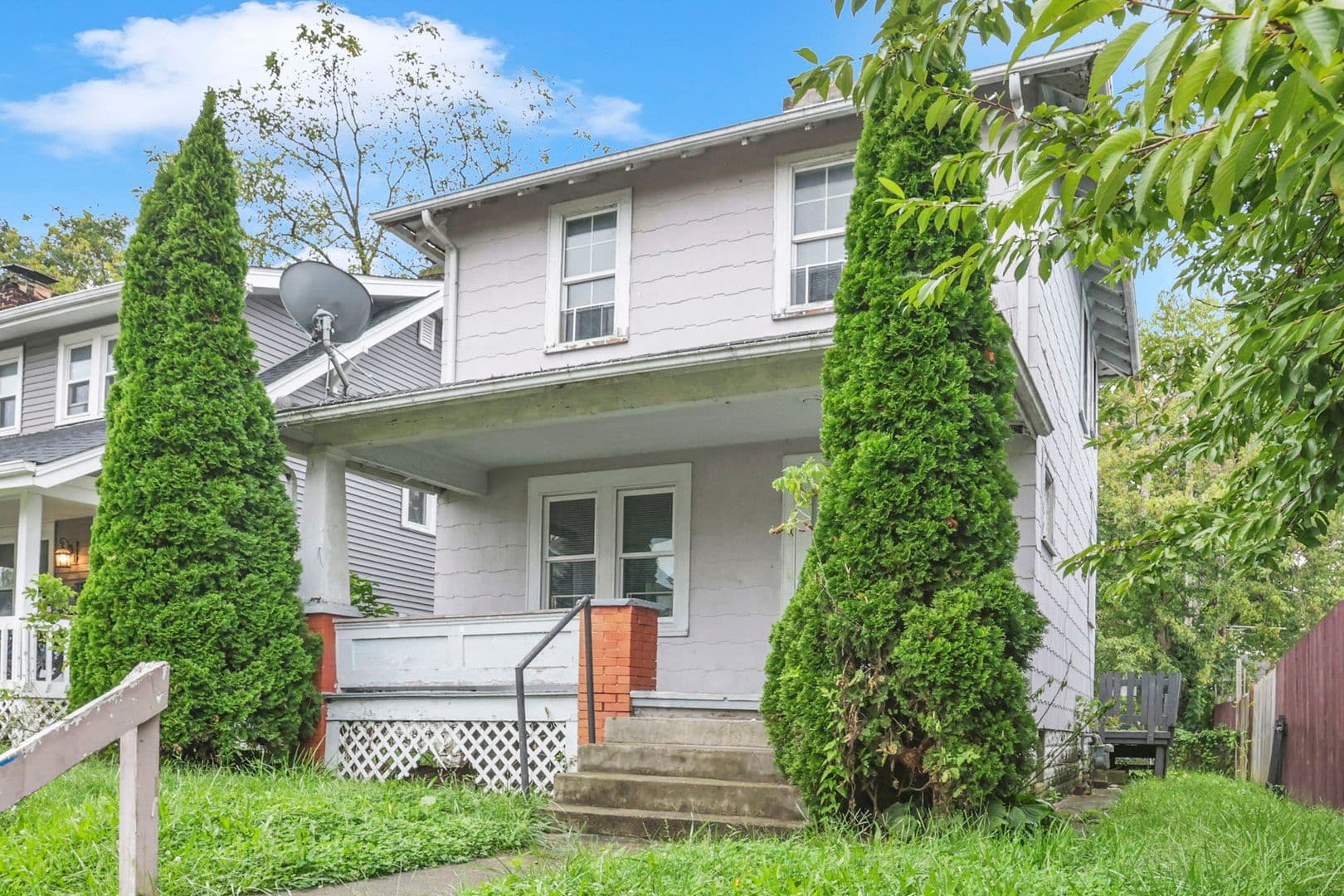 Columbus House: 243 N Wayne Ave