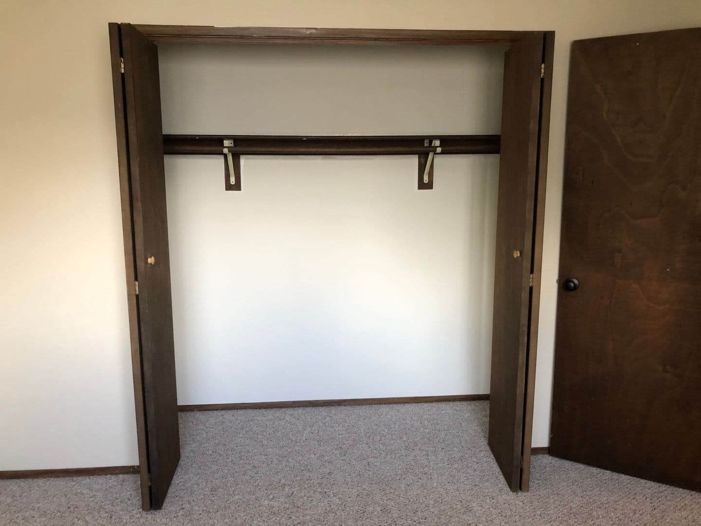 Vancouver Apartment: 7300 NE 16th Avenue