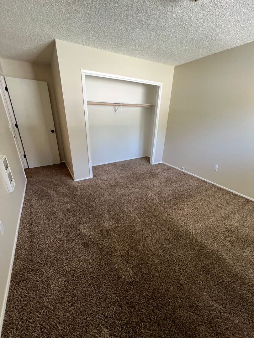Vancouver Apartment: 7300 NE 16th Avenue