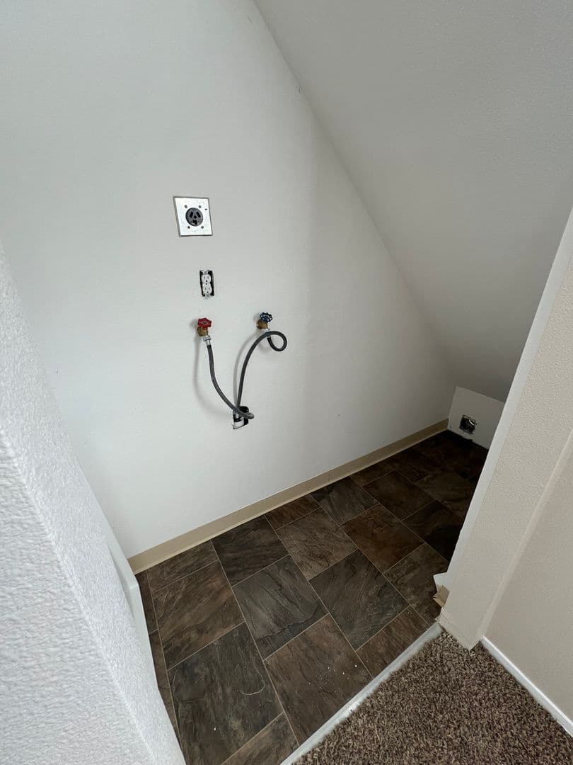 Vancouver Apartment: 7300 NE 16th Avenue
