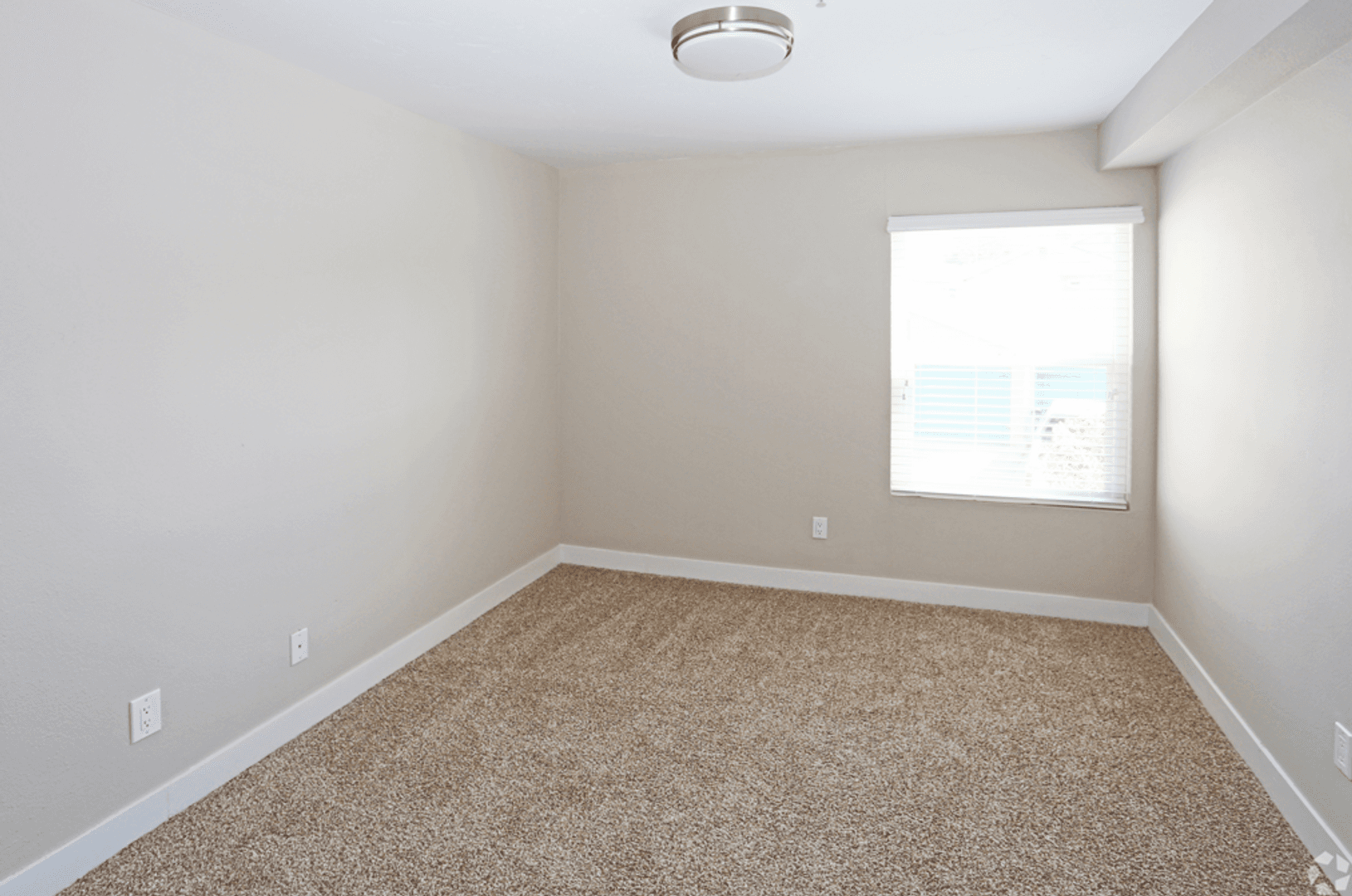 San Diego Apartment: 3810 Wabash Ave
