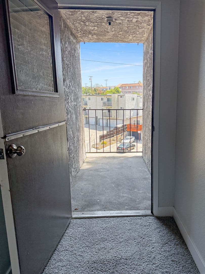 San Diego Apartment: 3810 Wabash Ave