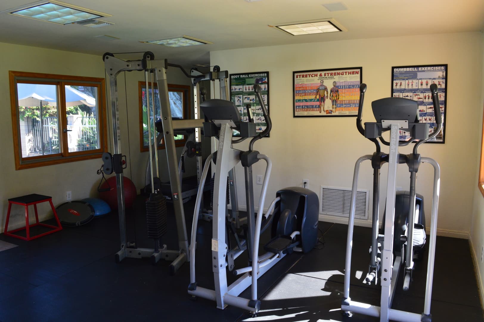 Garden Grove Apartment: 13212 Magnolia Street