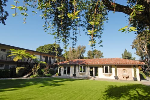 Garden Grove Apartment: 13212 Magnolia Street