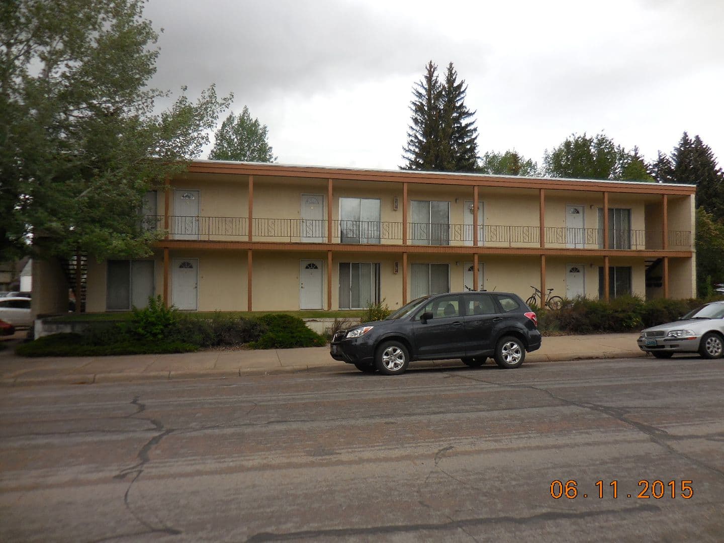 Laramie Apartment: 260 N. 9th