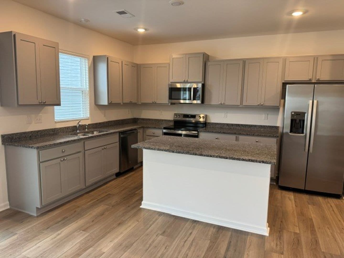 Sherrills Ford House: 2174 Clifton Rd