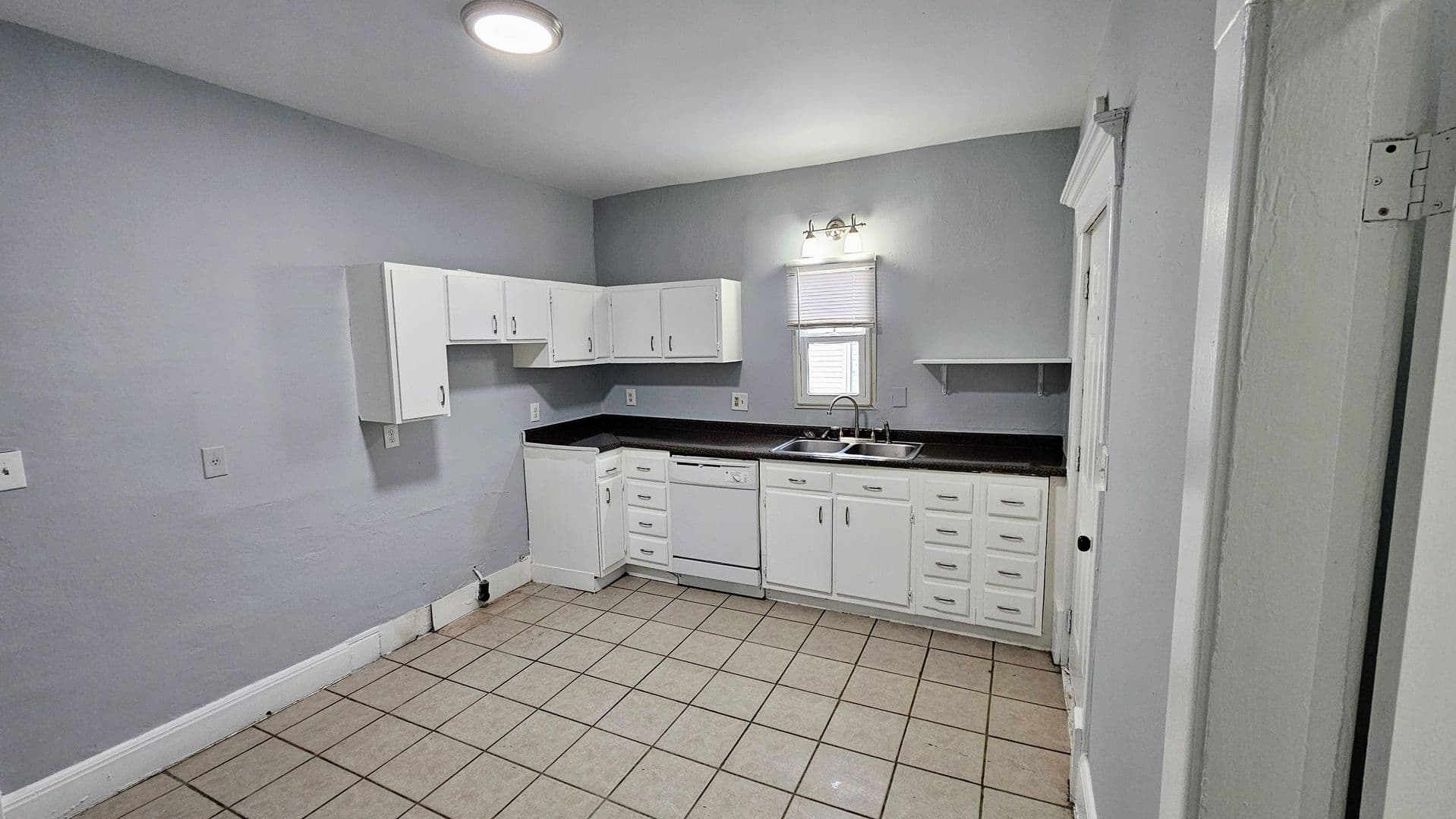 Columbus Apartment: 258-260 South Souder Ave.