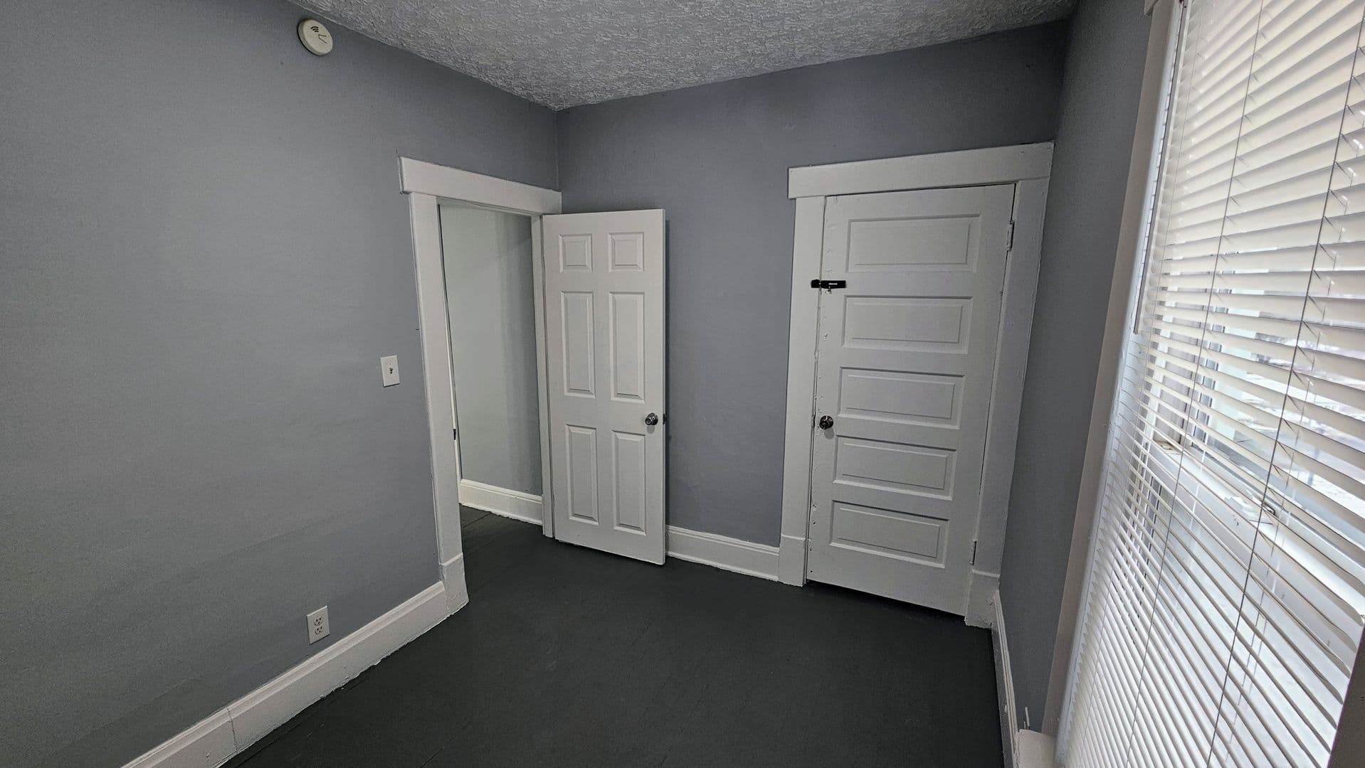Columbus Apartment: 258-260 South Souder Ave.