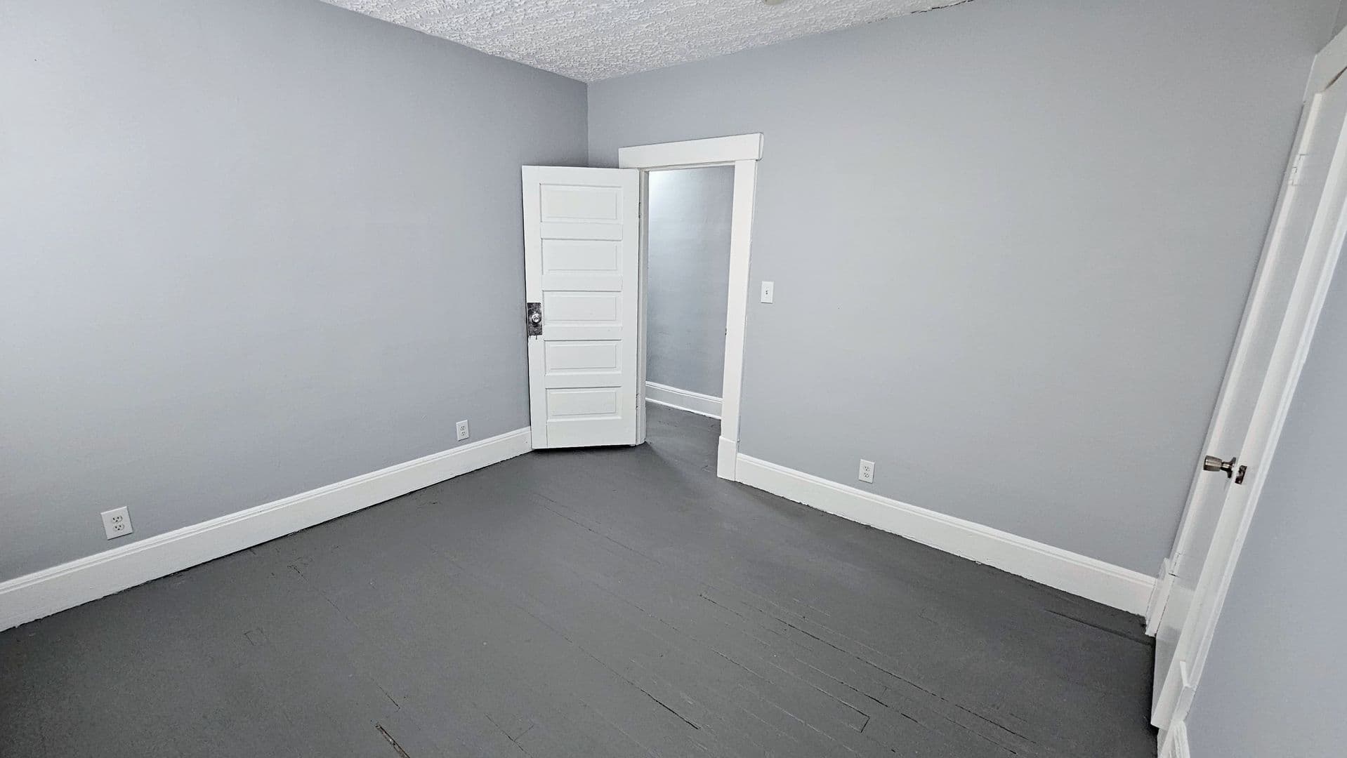 Columbus Apartment: 258-260 South Souder Ave.