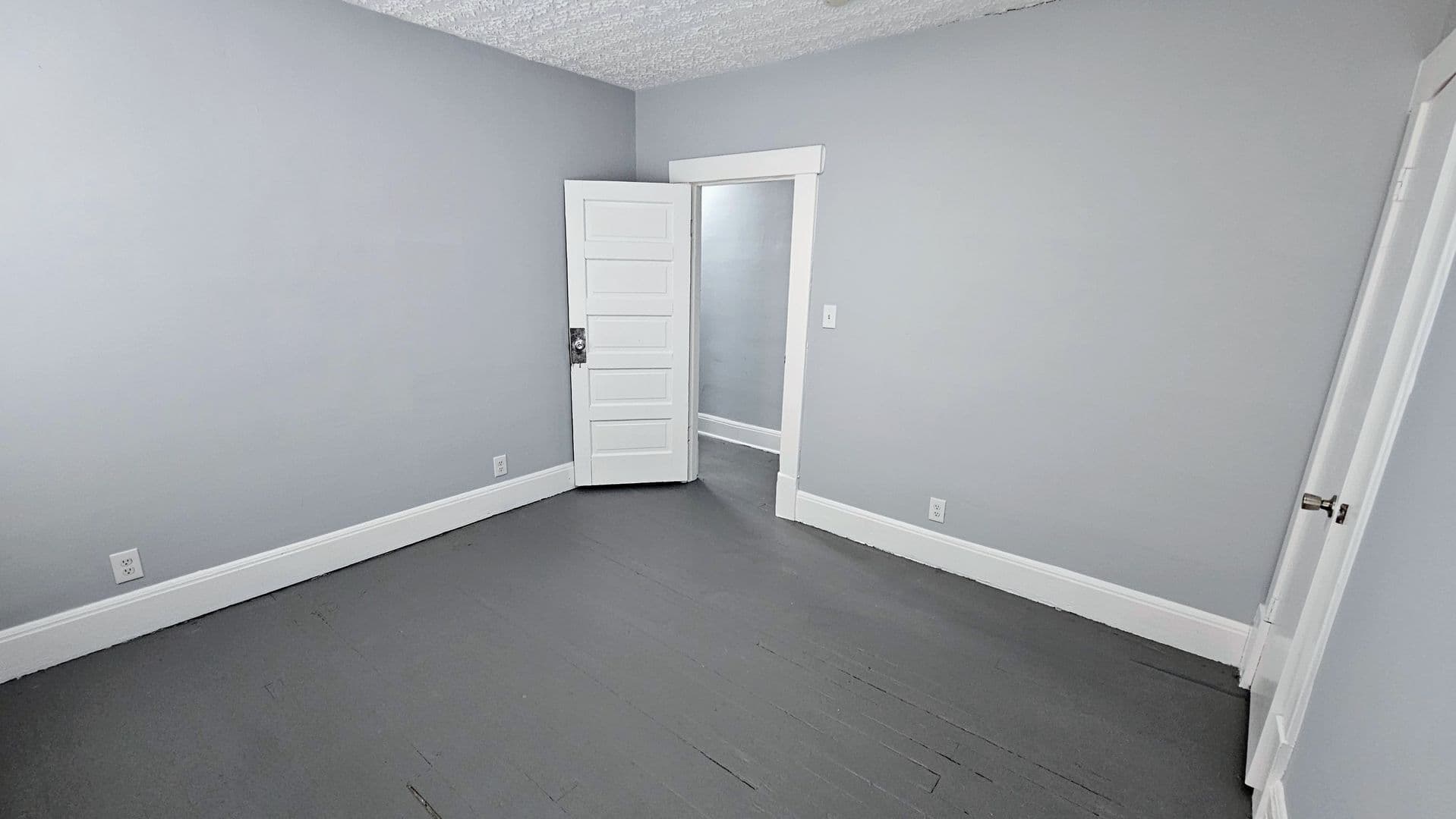 Columbus Apartment: 258-260 South Souder Ave.
