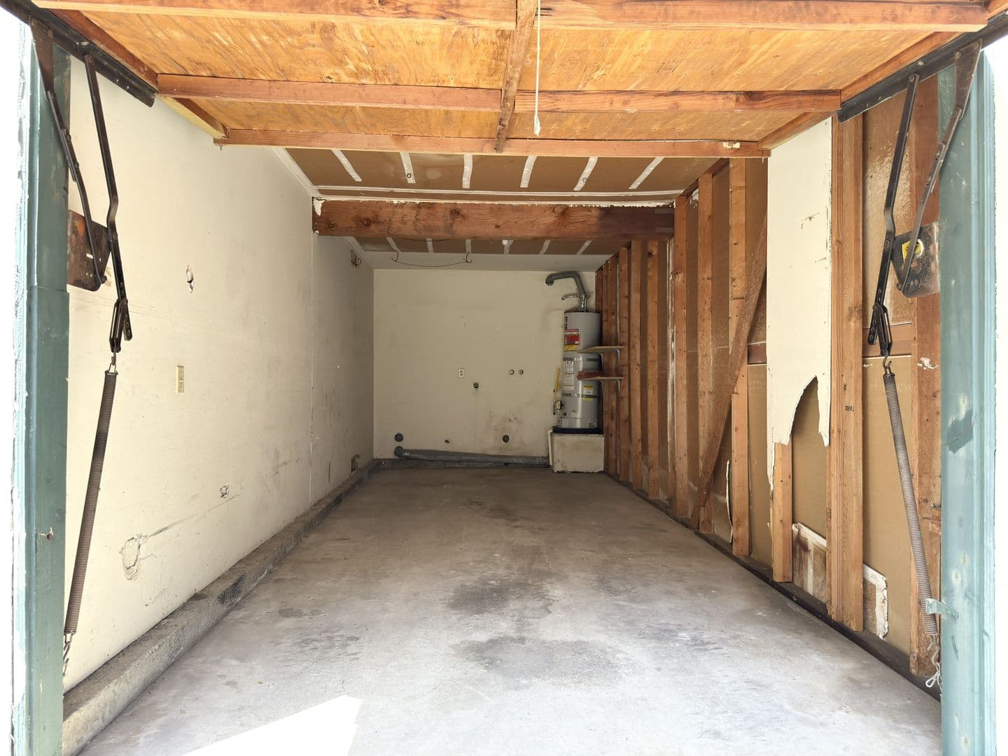 Oceanside Townhome: 2104 Via Sonora