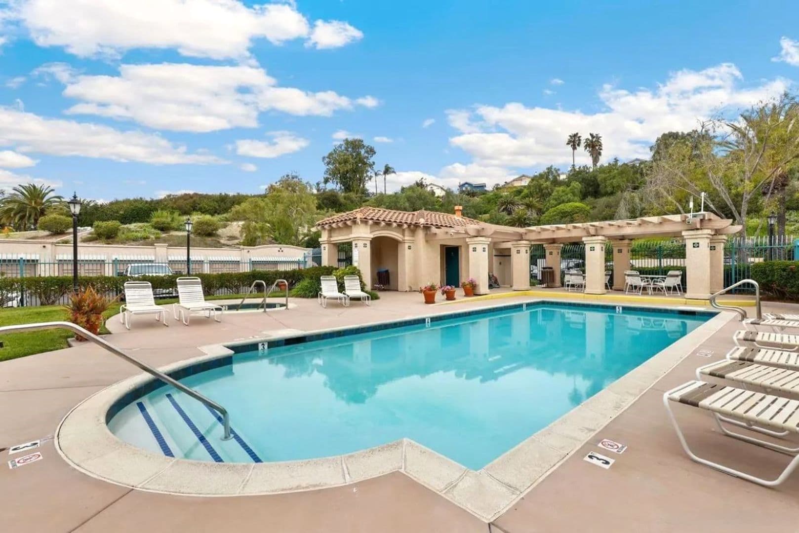 Oceanside Condo: 3436 Cameo Dr. Unit 72