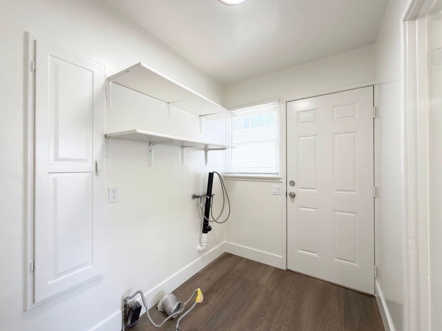 Vista Townhome: 127 E. Connecticut Avenue