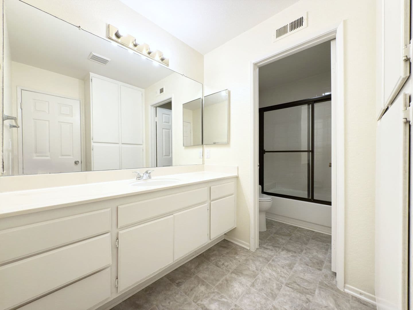 Oceanside Condo: 3436 Cameo Dr. Unit 72