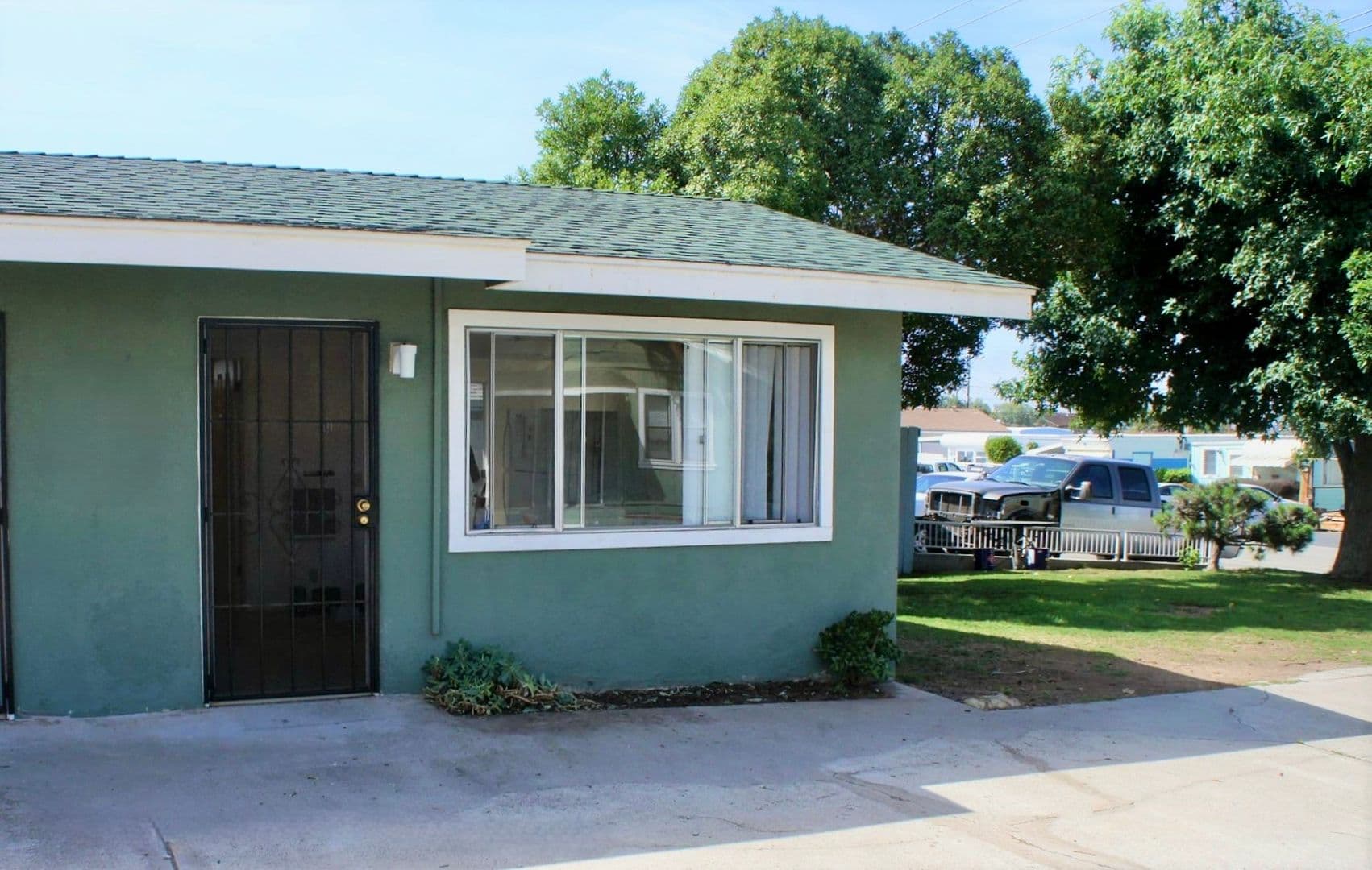 Oceanside Apartment: 1026 S. Tremont Street