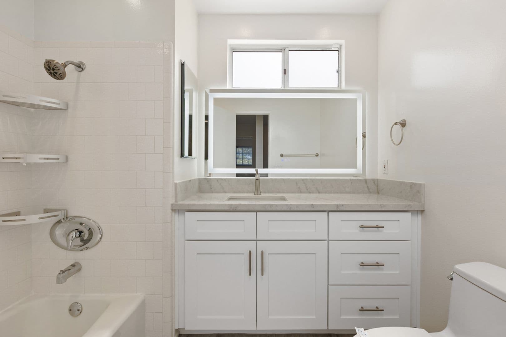 Carlsbad House: 3250 Westwood Drive