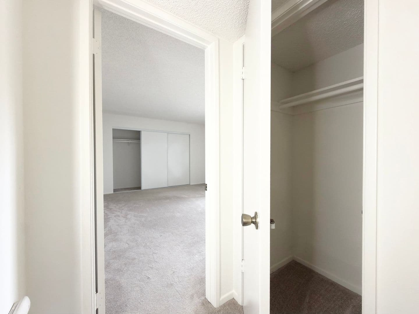 Carlsbad Townhome: 2941 Corte Diana