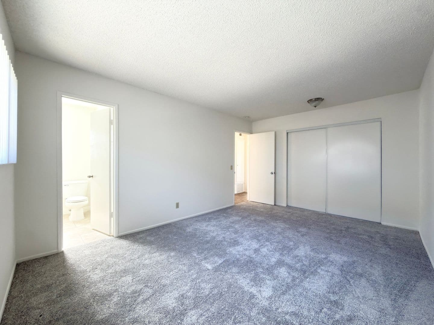 Vista Apartment: 259 Alestar Street