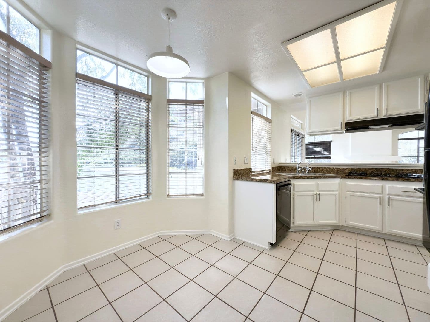 Oceanside Condo: 3436 Cameo Dr. Unit 72