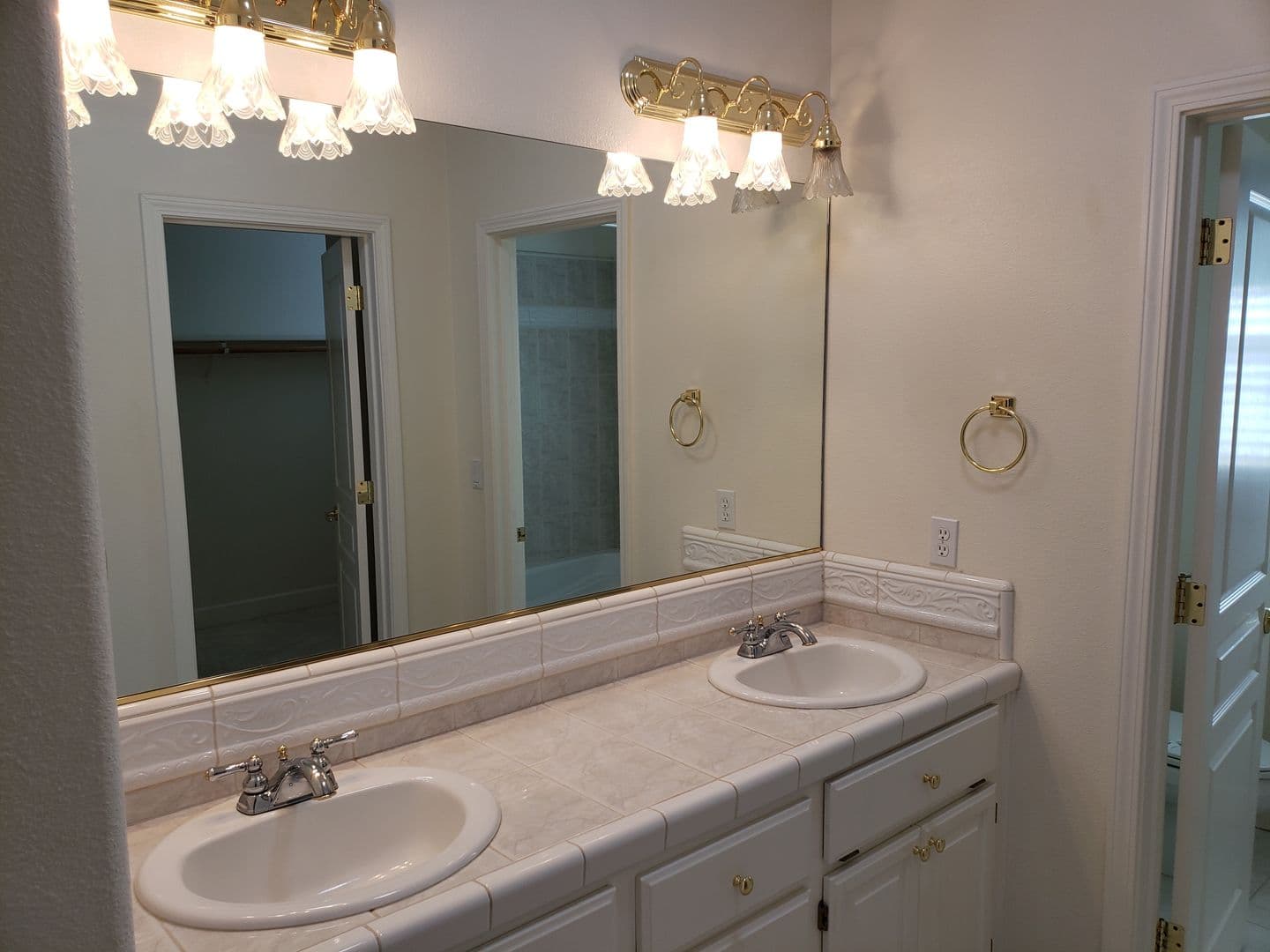 Redding House: 1695 Brinn Drive