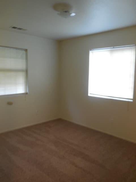 Shasta Lake City House: 1711 El Paso Street