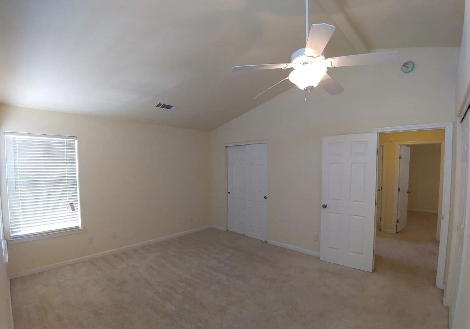 Cottonwood House: 18946 Yawl Place