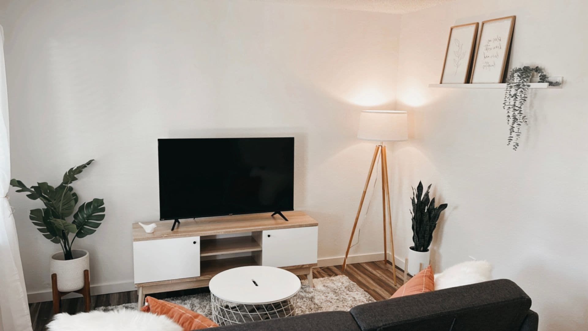 Redding Apartment: 261 Boulder Creek Drive